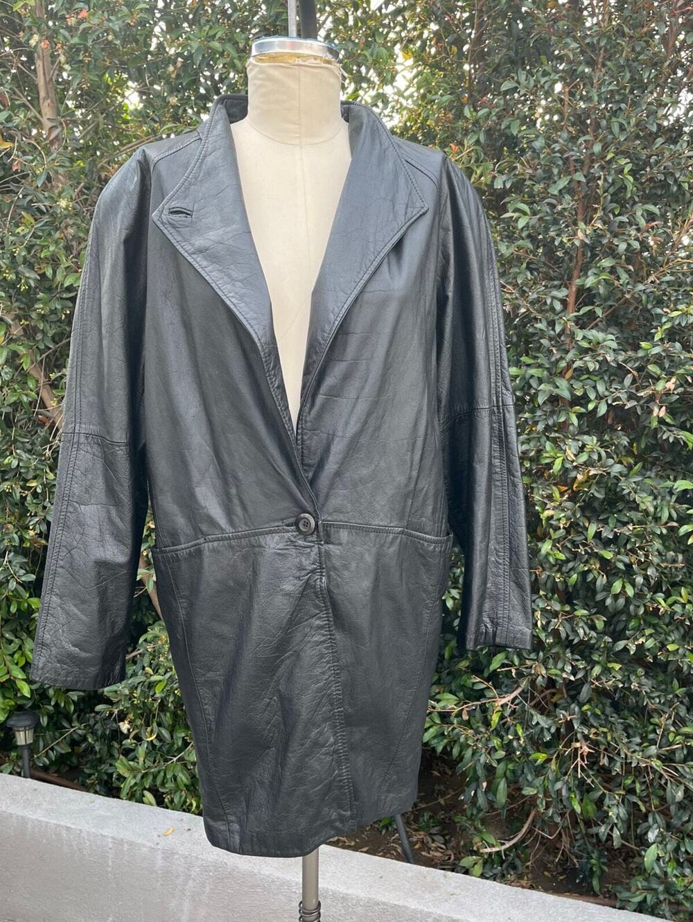 80s 90s Izzi Black Leather Trench Coat Women’s Small Soft Leather Oversized Fit